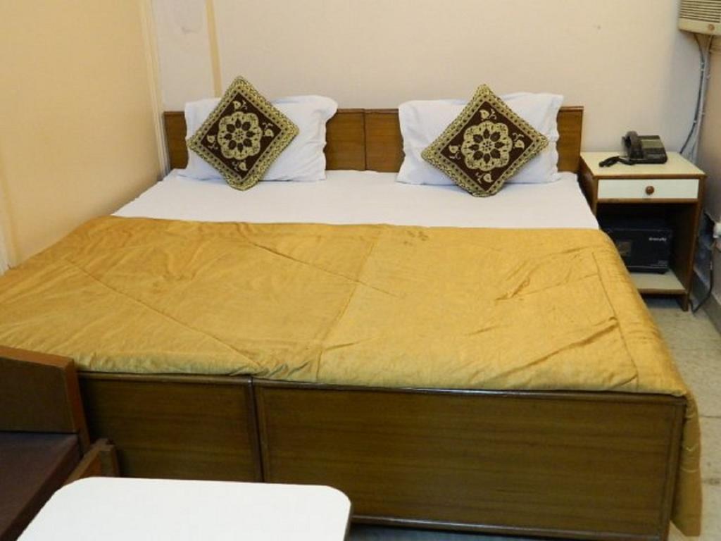 Viraaj Guest House Noida Kültér fotó